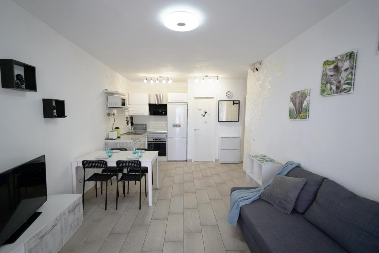 Apartment In Ocean Park, Costa Adeje, Tenerife Exteriör bild